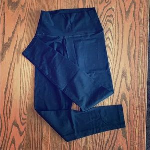 Aerie Chill High Waisted Leggings, black size xs